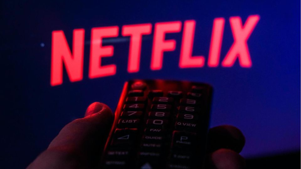 Sinkende Kundenzahlen: Netflix denkt über ein Billig-Abo mit Werbung nach￼