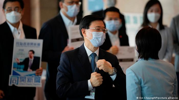 Peking-treuer Lee ist Hongkongs neuer Regierungschef