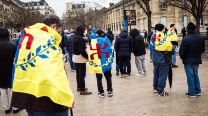 Tensions algéro-françaises : un conflit diplomatique aux racines profondes décrypté