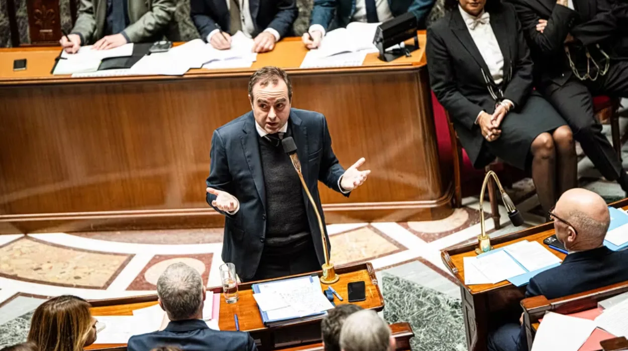 French PM Lecornu faces high-stakes dilemma on 2026 budget